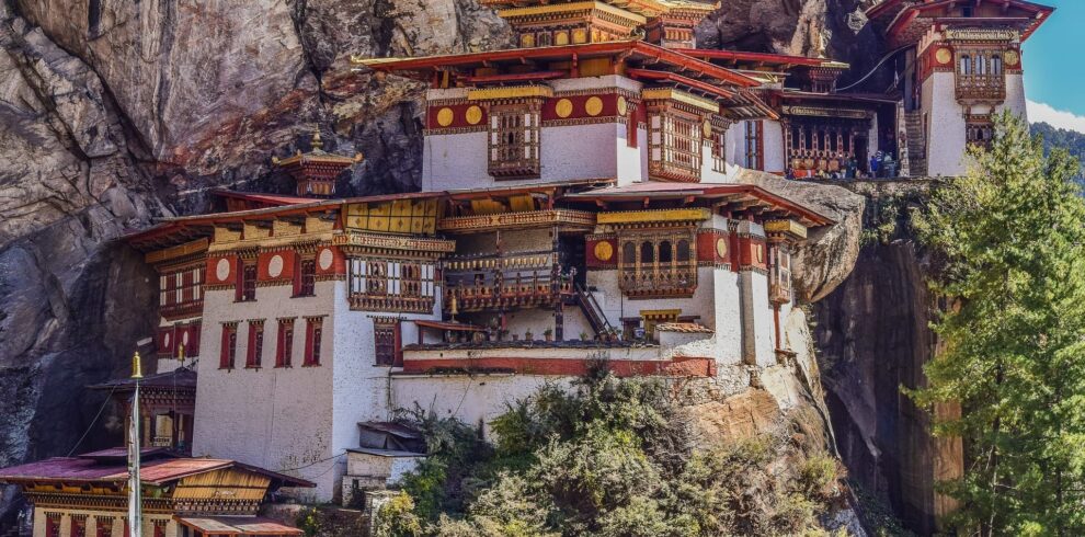 tigers-nest-2691190_1920